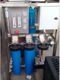 Sistema de filtración con cartuchos y manómetros